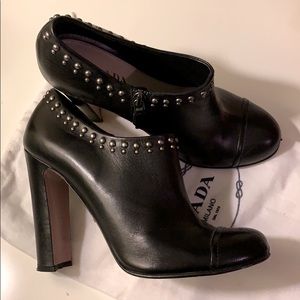 Prada black leather ankle booties Size EU 39 (9)